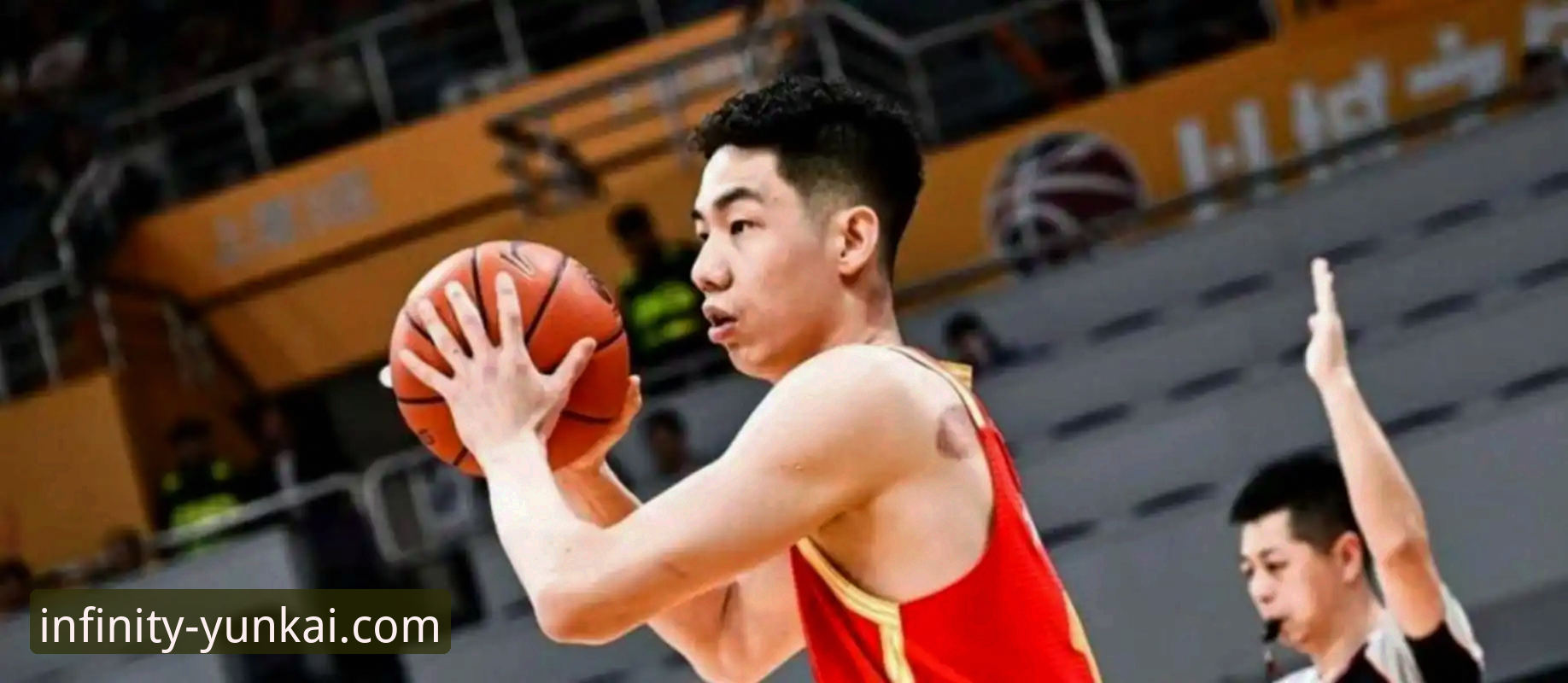CBA季后赛山西横扫青岛晋级八强，数据解读与观赛体验详解